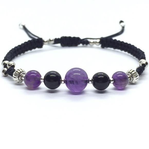 Amethyst & Onyx Bracelet - Picture 4 of 7